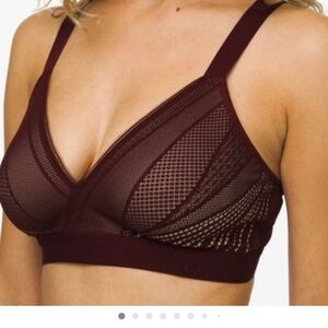 LULULEMON AWAKE TO LACE BRA